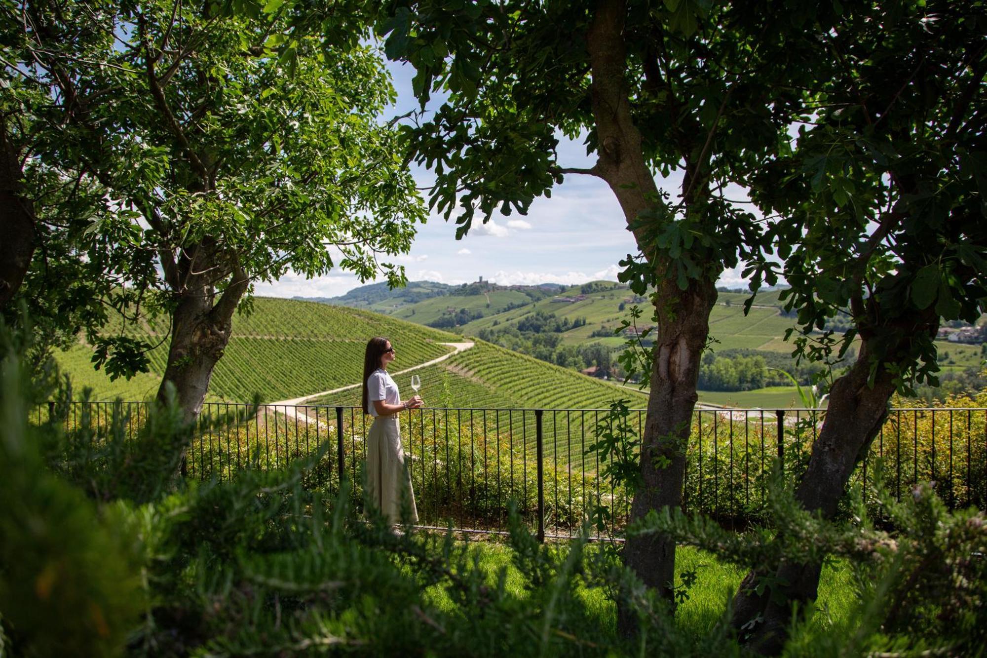 Villaggio Narrante - Cascina Galarej Serralunga d'Alba Exteriör bild